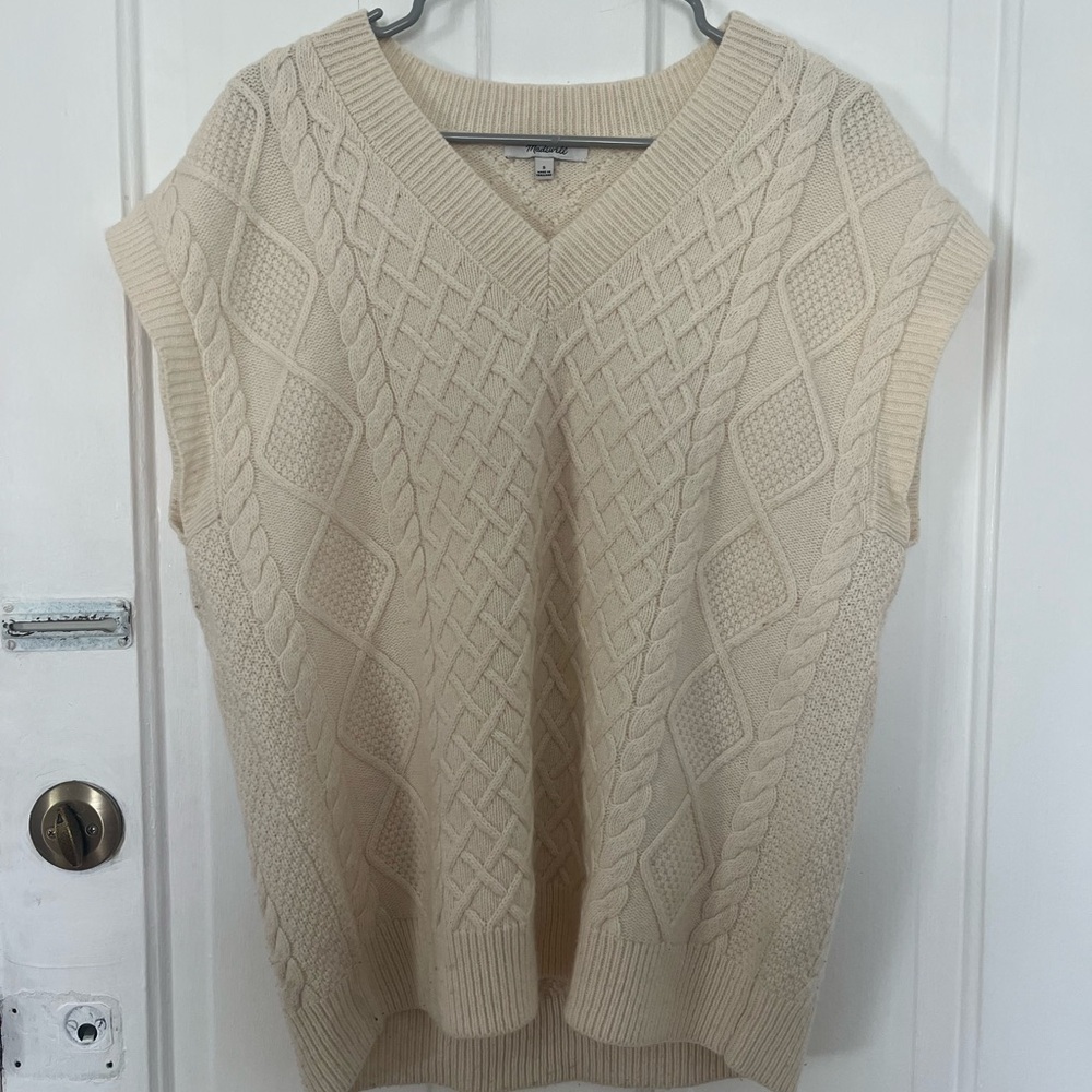 Madewell Cream Cable Knit V-Neck Sweater Vest